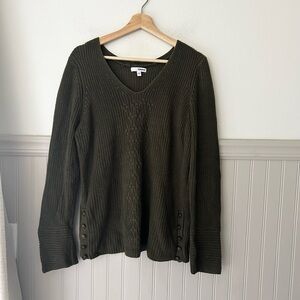 Sonoma Large Green V-Neck with Button Sides Knit Sweater